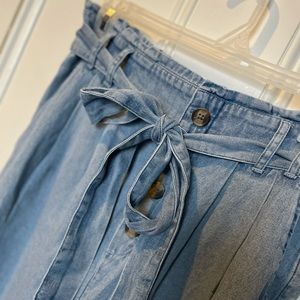 NWT american eagle high waisted flare jeans, M